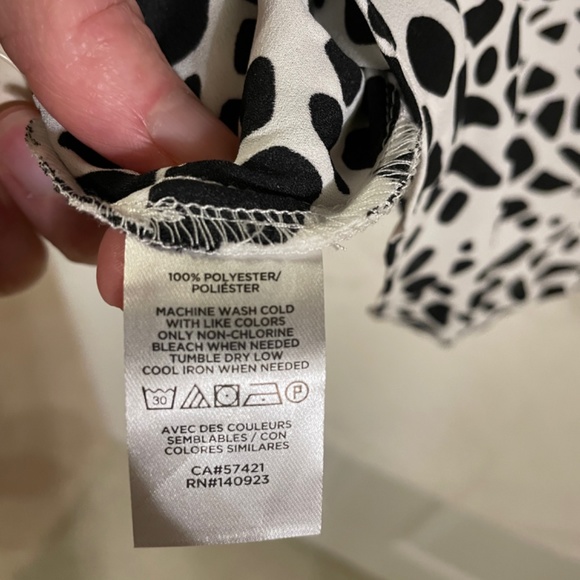 NWT Animal print Blouse - Picture 3 of 5